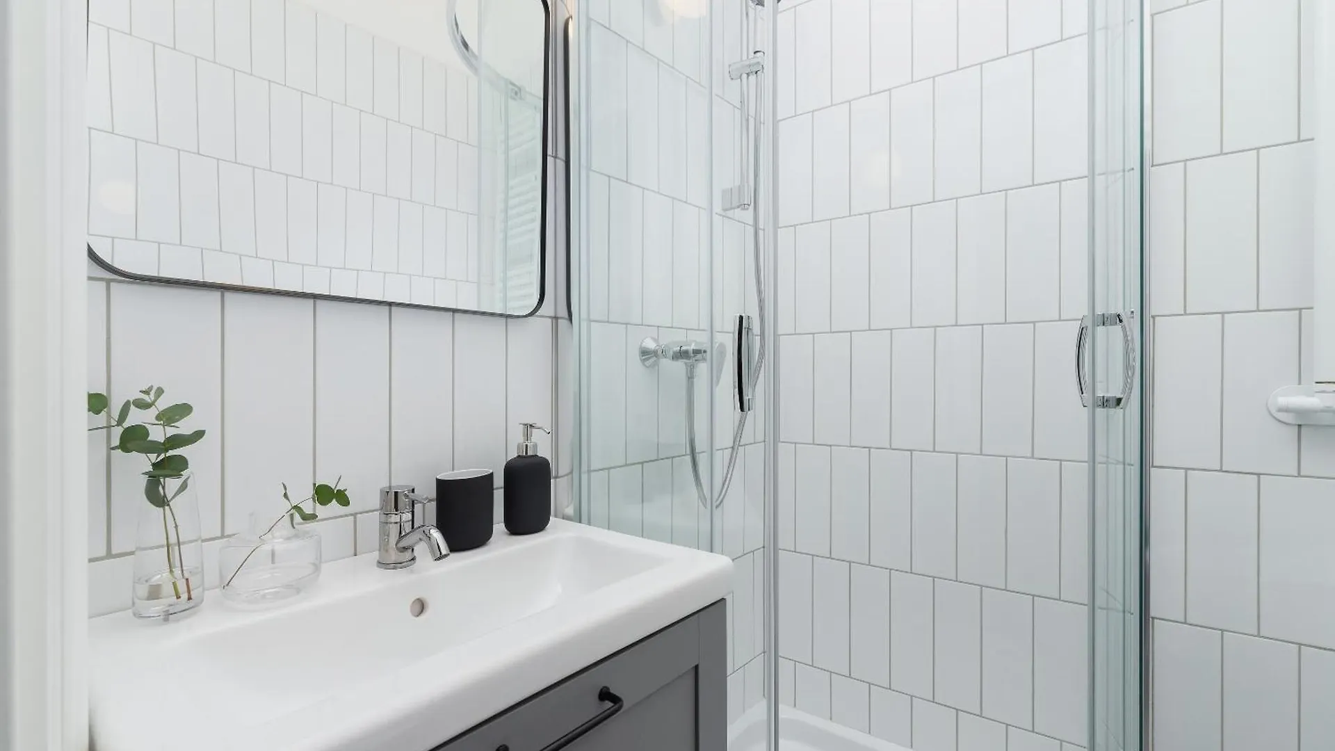 2-Bedroom Apartment - Rejtana 10 Krakow