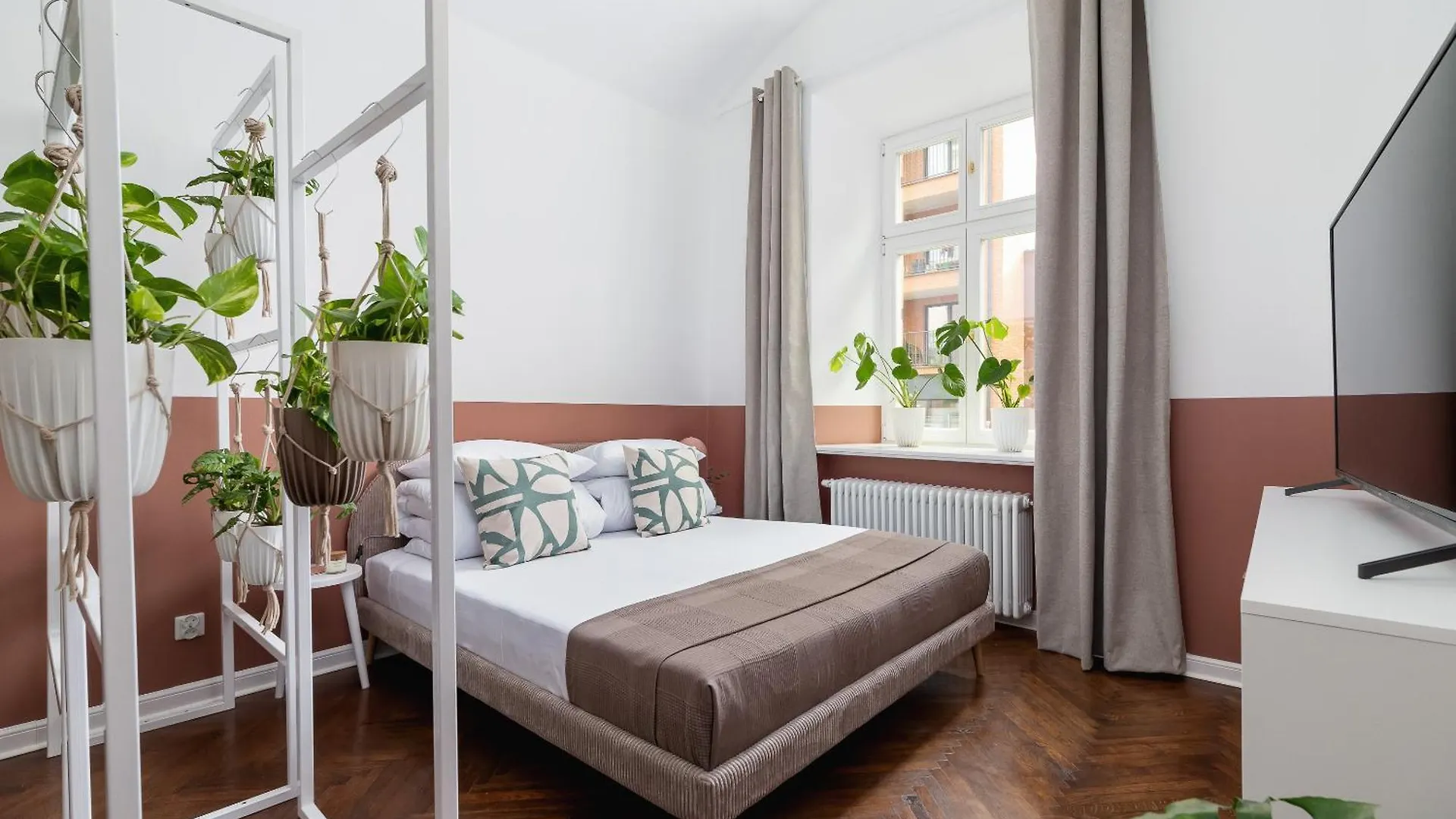 2-Bedroom Apartment - Rejtana 10 Krakow