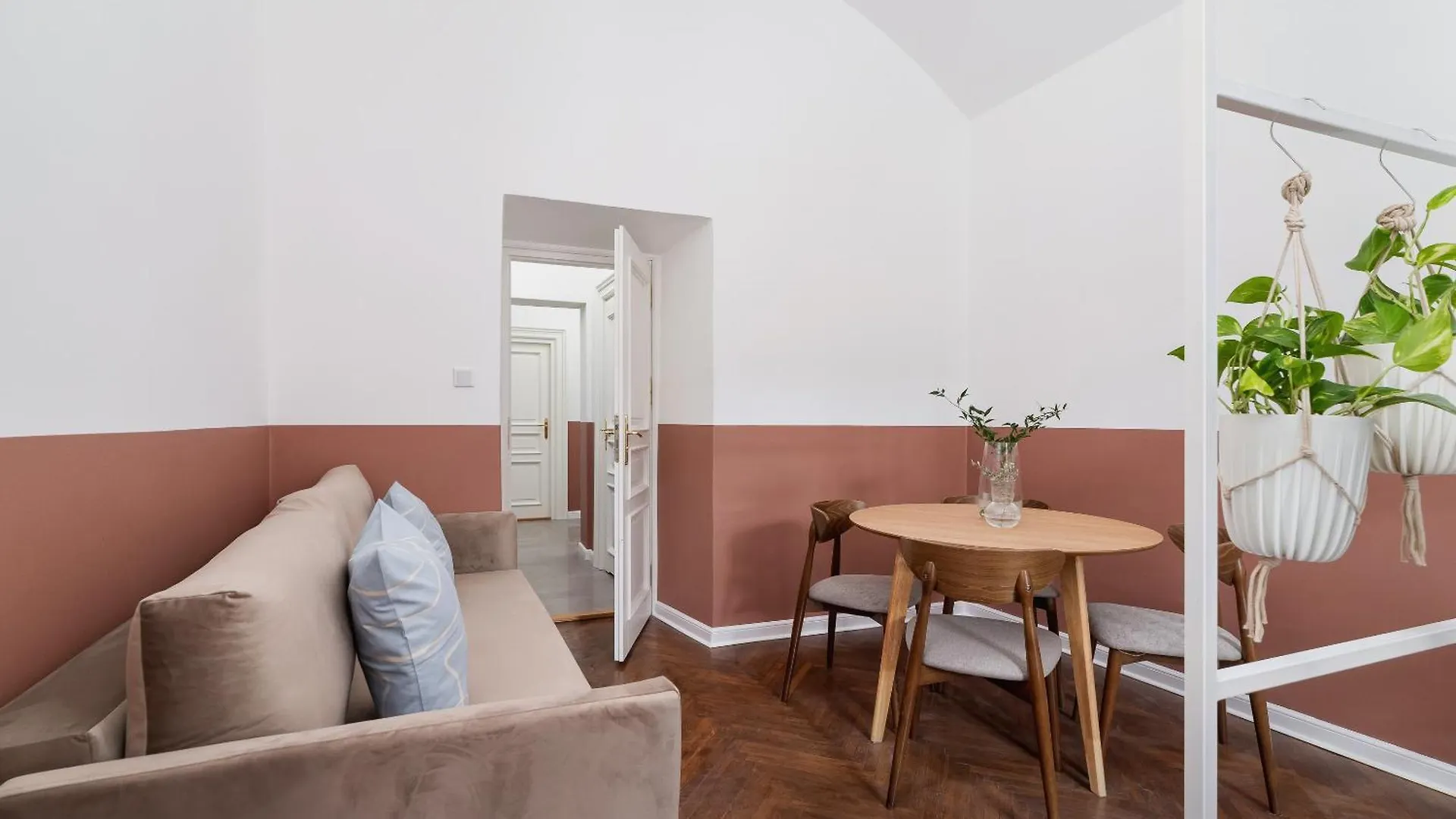 2-Bedroom Apartment - Rejtana 10 Krakow 0*,  Poland